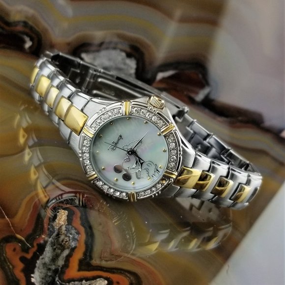 Disney SII By Seiko Silver MICKEY MOUSE Bracelet Watch with Swarovski Crystals - Picture 1 of 7